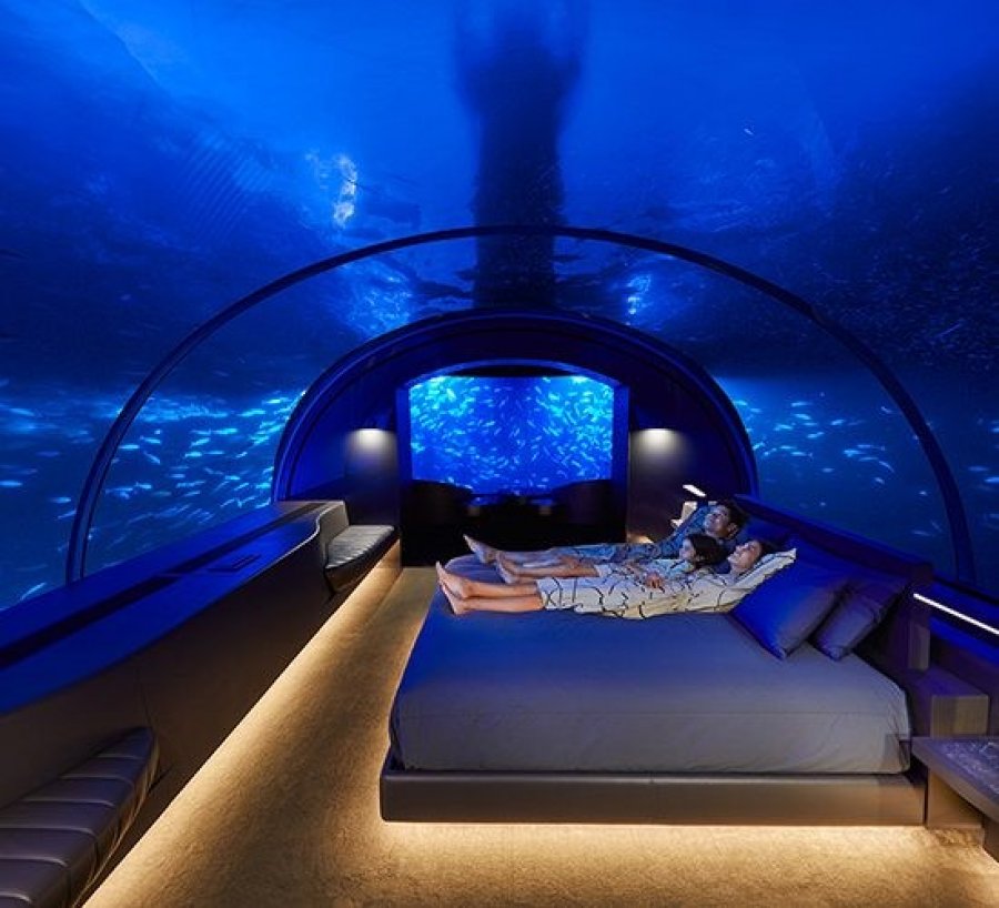 Hlavní ložnice The Muraka by Hilton pod oceánem 