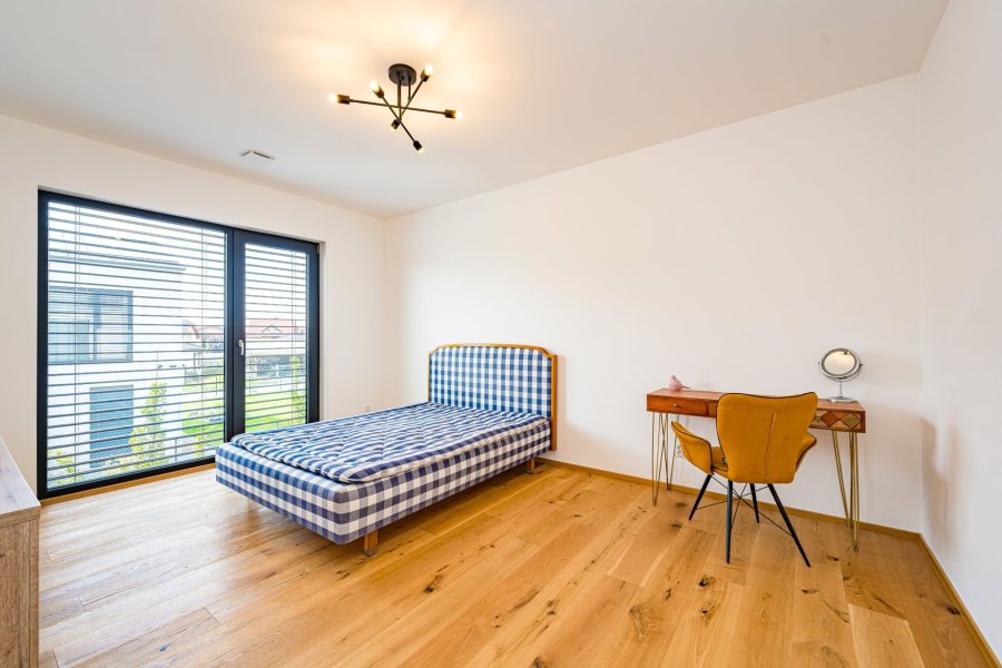 pokoj pro hosty v luxusní vile za Prahou