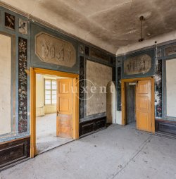 dvoukřídlé dveře