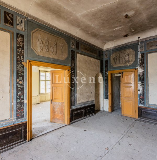 dvoukřídlé dveře