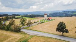 rozhlad uprostřed polí