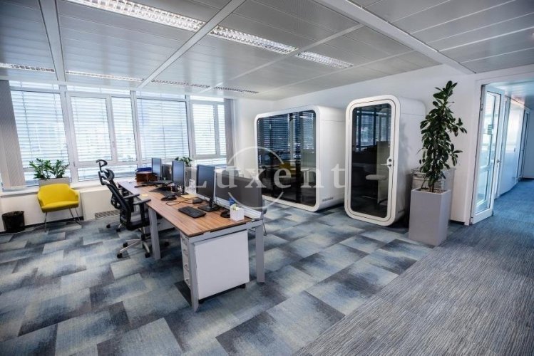 A modern office for rent, 236 sqm, Hadovka Office Park, Prague 6 - Dejvice