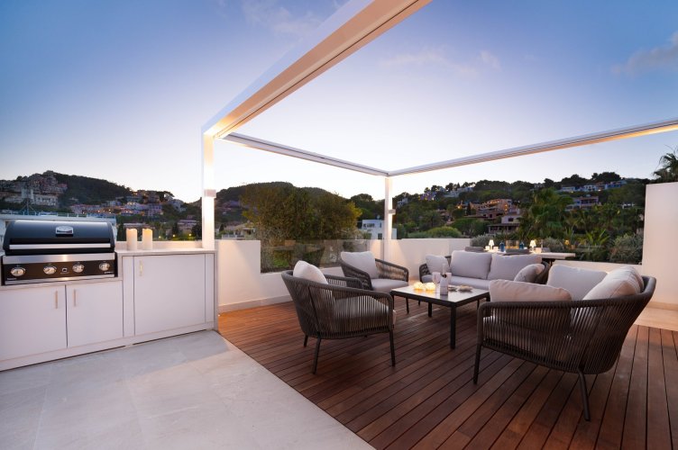 Sale of a luxury penthouse in Port d'Andratx 3+kt/T/G, 82 m² - Mallorca