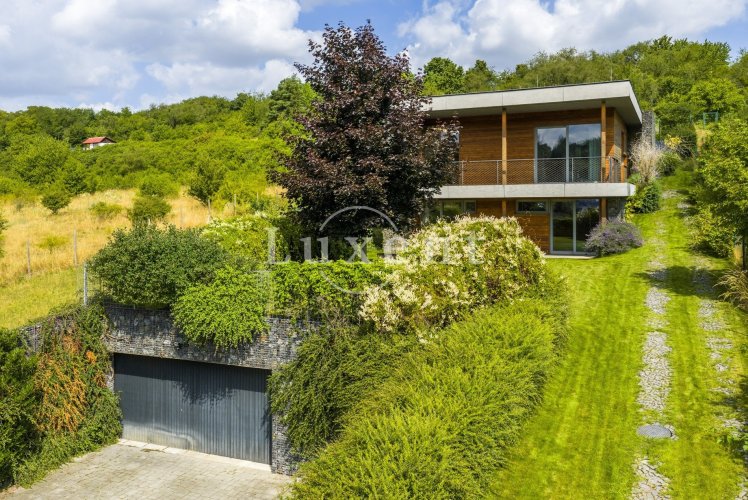 Sale of a family house 5+kt with views of the whole village, 261 m², Tuchoměřice