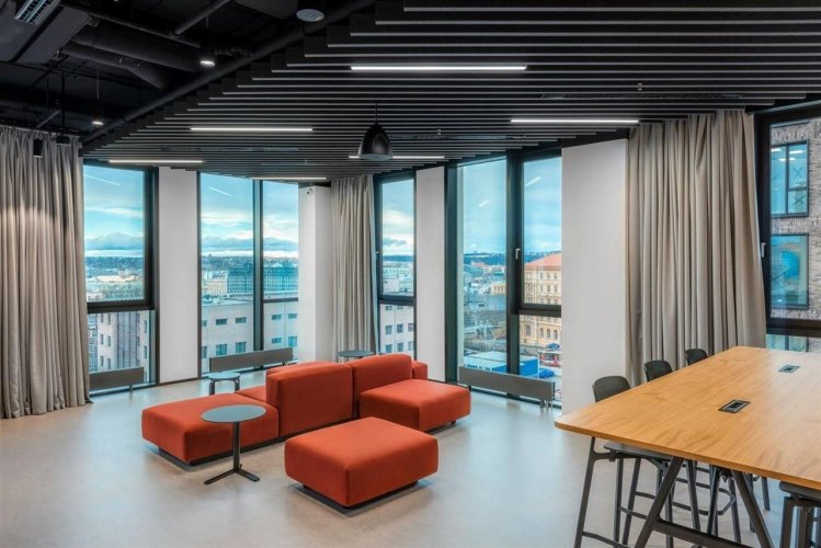 Pronájem moderních komerčních prostor, Churchill I,  457 m², Praha 2