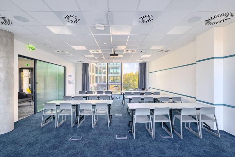 Pronájem moderní kanceláře, 1 544 m², Block Karlín, Praha 8 - Karlín