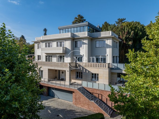 For sale an unique villa 1 157 sqm, plot 9 555 sqm, Pod Havránkou, Prague - Troja