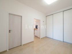 vestavěné úložné prostory