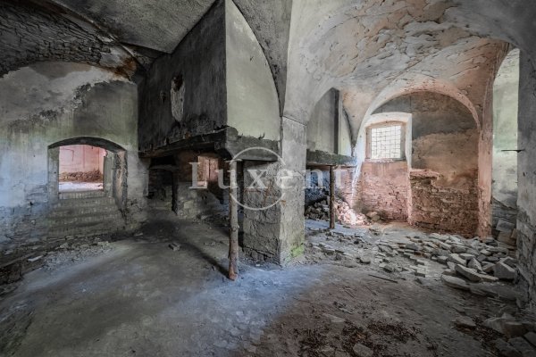 černá kuchyně klenby