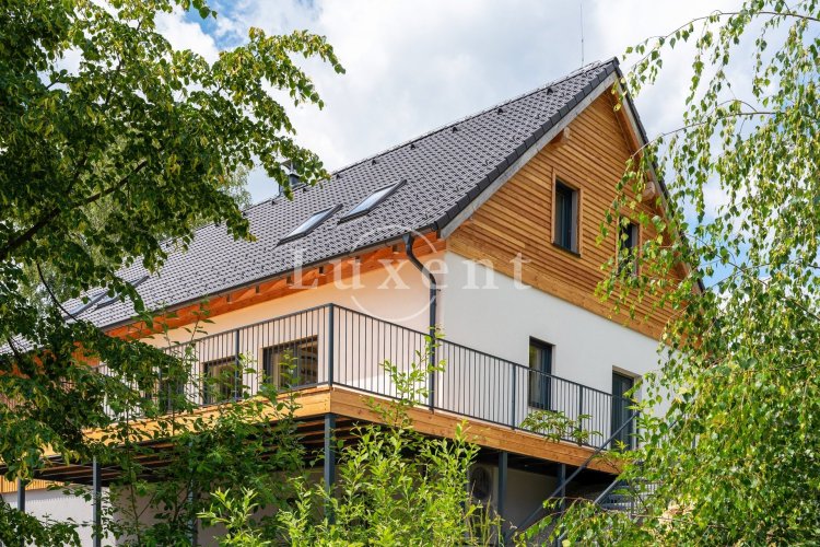 Prodej novostavby rodinného domu 5+kk/T/P, 320 m² na pozemku 3012 m², Malšín/Ostrov, okres Český Krumlov