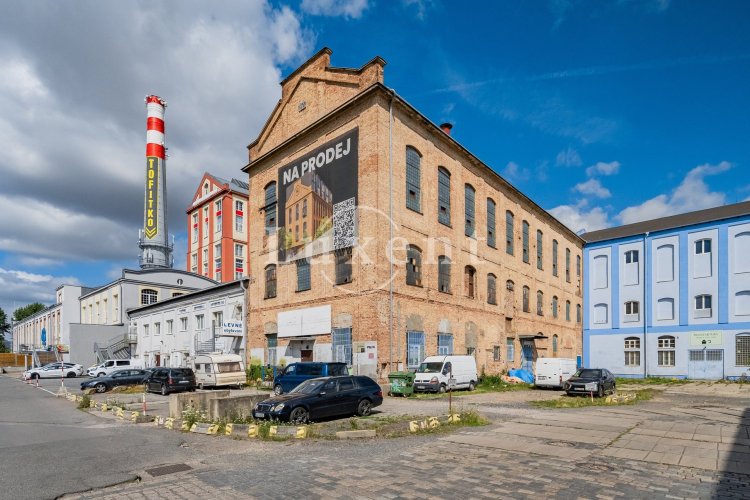 Sale of commercial property 936 sqm, on land 1,206 sqm, Prague-Čakovice