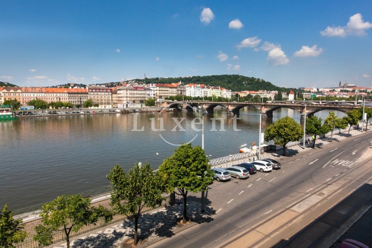 Pronájem bytu 6+1, 200 m2, wellness, Praha 2 – Nové Město