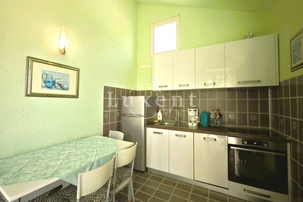 013-2051-29-Rogoznica-Villa-with-pool-and-olive-grove-for-sale