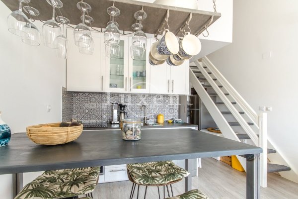 09-2013-240-Brac-apartment-by-the-sea-for-sale