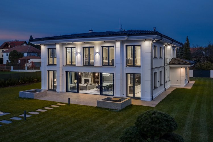 Luxury villa for sale, 382 m² with private wellness area, on a plot of 2,285 m², Průhonice, Prague-West