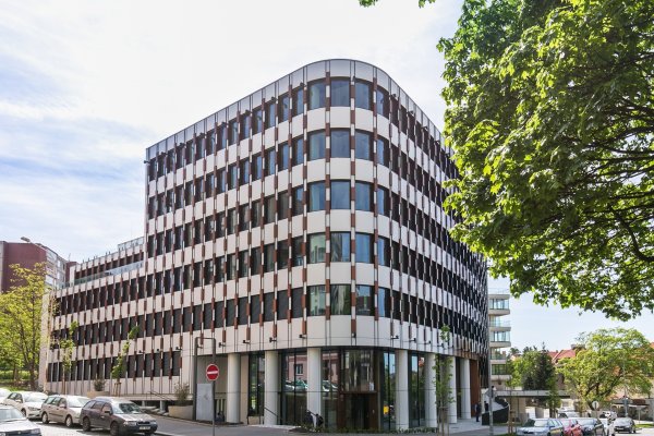 administrativni budova pronajem