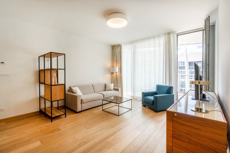 Pronájem bytu 2+kk/T/GS, 78 m², Praha 5 – Smíchov